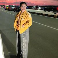 suara asli - Nia.