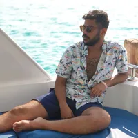 هتصيع على مين