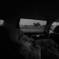 _hug.n07