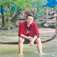 lee1995326