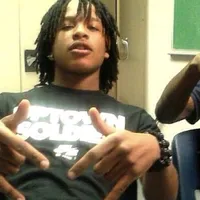 Não dá satisfação porque paga suas contas