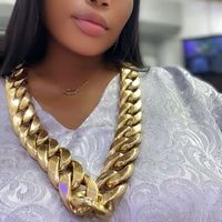 kari_gold_