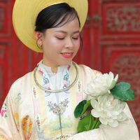 nhạc nền - fb Phùng võ ánh nhiên