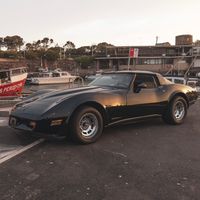 driveway_corvette