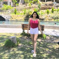 nayely_gonza