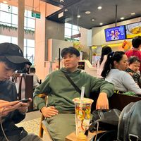 เล่นละแม้