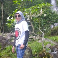 dewi_izzy