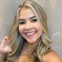 larissagumiero