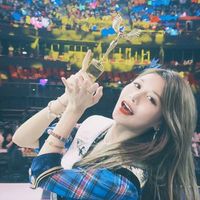 zyxderen_0422