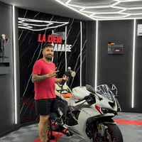 la_cueva_garage