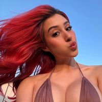 zoeytush