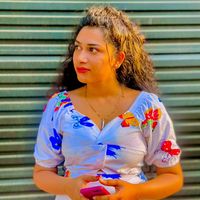 queen_curly_girl369