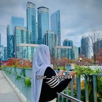 your__queen084