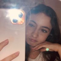 mia_sabag