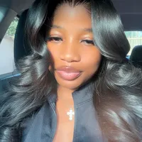Babyyy come hold this yansh
