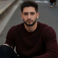 الصوت الأصلي - الكاتب
