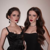 alinaandkristinaa