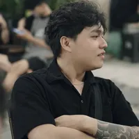 Em là tương lai của anh