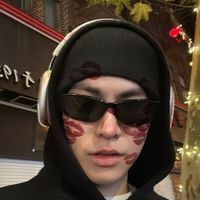 njkaisuxgvwwjaksoz