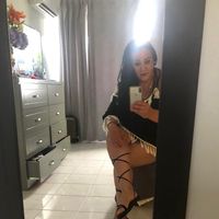 adriana_holguin