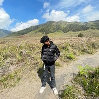 Di puji tidak terbang di hina panjerin bang