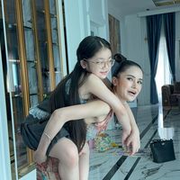 เสียงต้นฉบับ - มาดามก้อย(ของ4)