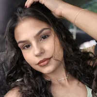 ela não era uma garota qualquer...