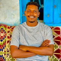 أرض الطيبين