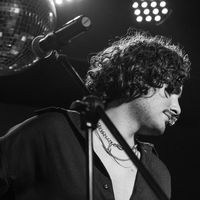 Gel Gör Beni Aşk Neyledi