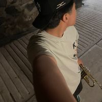 Hola Delhaila