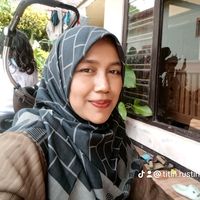 suara asli - Titin Rustini