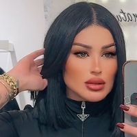 nadinehjeij_signature