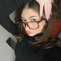 user444888777444