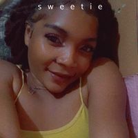 miss_naya_robin