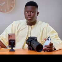 photographedupeuple1