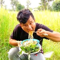 เสียงต้นฉบับ - แม็ก นิรนาม