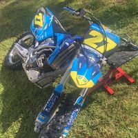 clapped_yz27