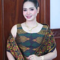 សំឡេងដើម - ស្រីម៉ា លក់ផ្លាកទីន❤️