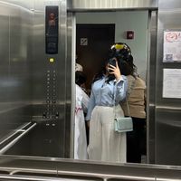 _vivianwest01
