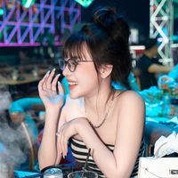 nhạc nền - Thúy💋💋