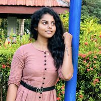 thevajany_official.01