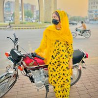 aroojlive1