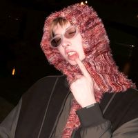 nhạc nền - zyweiii 𓆡 𓆜 𓆝 𓆞