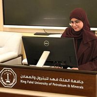 Welcome to college KFUPM girls