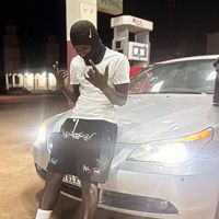 Dunju Nyaka haalis trend