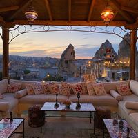 artemiscavesuites