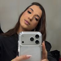 julia.calazanss