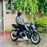 emon..xyz