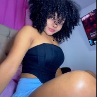 esther_curly_