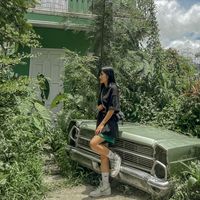 nhạc nền - Khánh Huyền